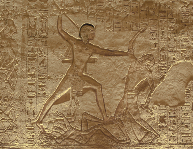 Ramesse II. v bitvě na malbě z Abu Simbel.