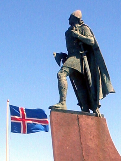 Socha Leifa Erikssona v Reykjavíku. Socha Leifa Erikssona v Reykjavíku.